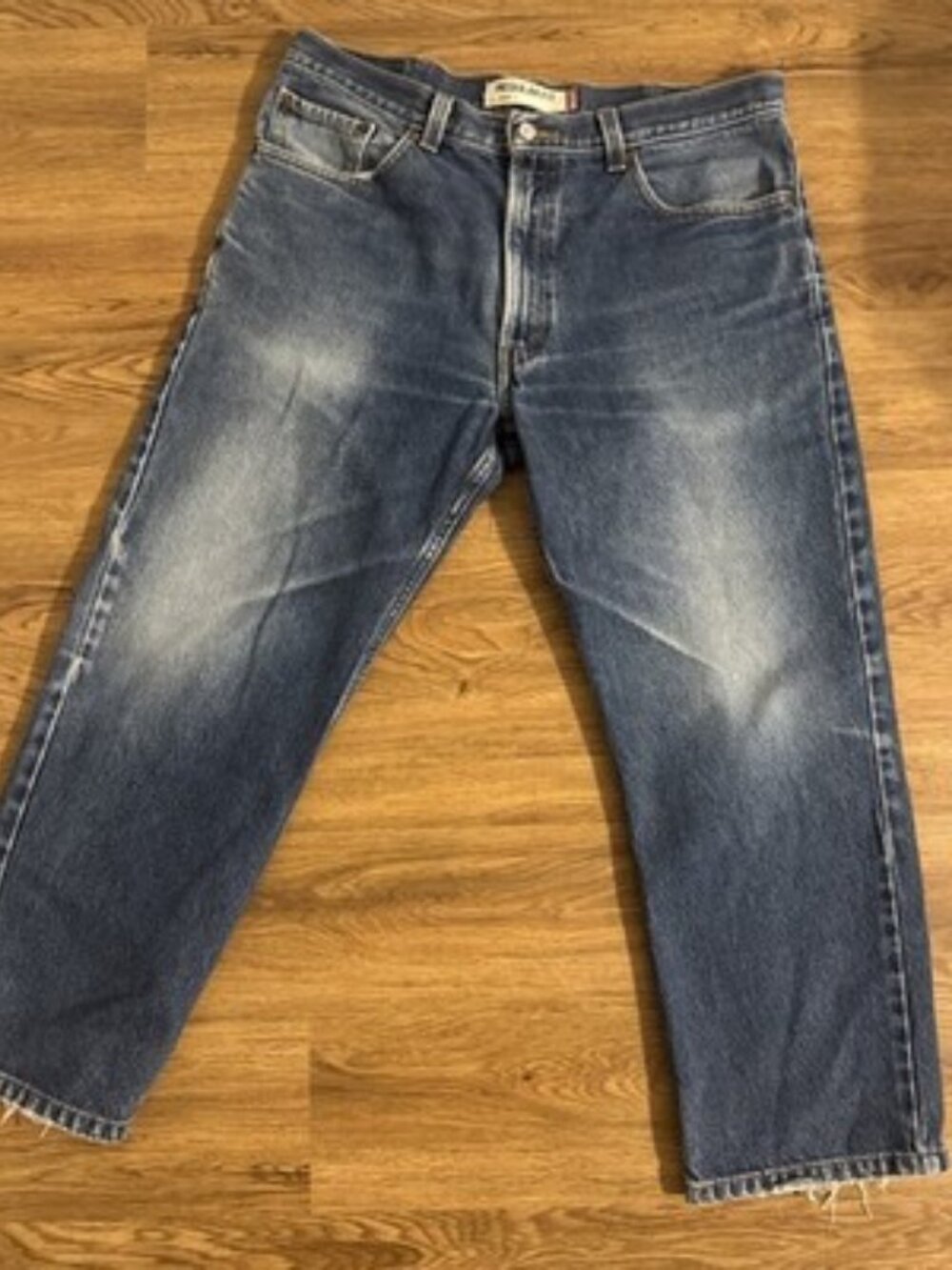 Levi’s 505 Regular Fit Straight Leg Jeans Men’s Blue Distressed 38x32